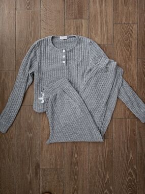 Women's Ribbed Knit Pajama Set - Gray